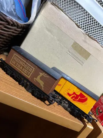 HO 게이지 2 차량 크리스마스 기차 차량