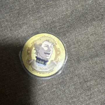 율리우스 노바 크로노 캔뱃지