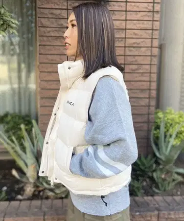 RVCA/루카 베스트 자켓 충전솜 다운 베스트 백 로고