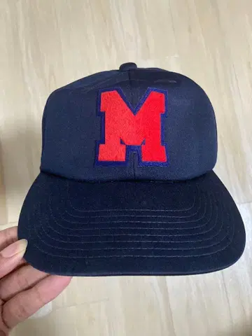 미즈노 네이비 캡 M 사이즈