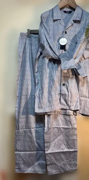 미사용 새상품 택 포함 켄트 긴팔 파자마 LL 그레이 계열 실크 터치