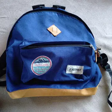 EASTPAK 네이비 베이지 백팩
