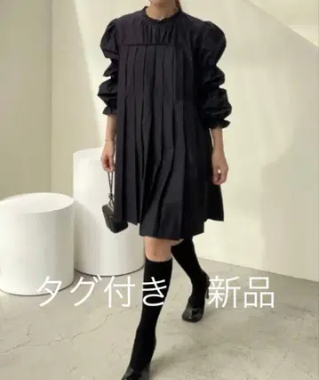 새상품 택 포함 Deux Amour 플리츠 튜닉 원피스 블랙