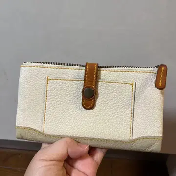 아부스 아이보리 가죽 장지갑