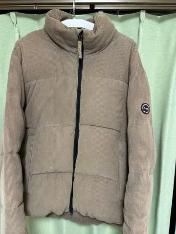 A&F 울트라 컬렉션 베이지 다운 자켓 L 사이즈