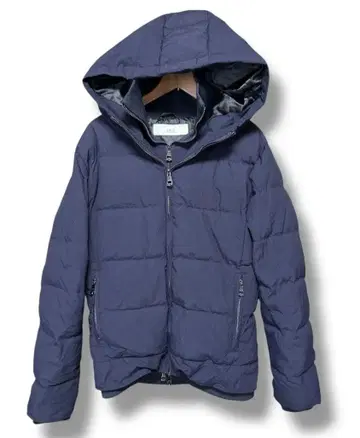 AKM 서지 하이넥 다운 자켓 M 사이즈