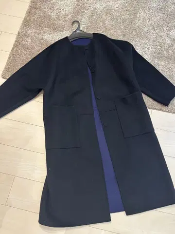 ADORE 캐시미어 혼방 2 TONE 리버서블 노카라 코트 블랙