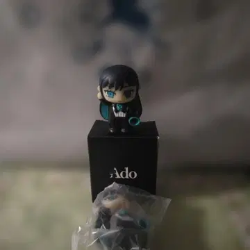 Ado 피규어 미개봉