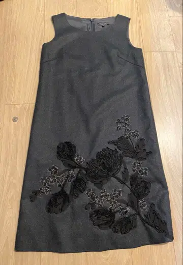 Dual View 듀얼뷰 원피스 코드 자수