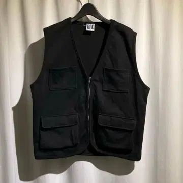 vintage [ bec ] 멀티 포켓 베스트 블랙