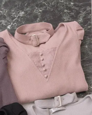 pium 초커 벨트컷 티셔츠 상의