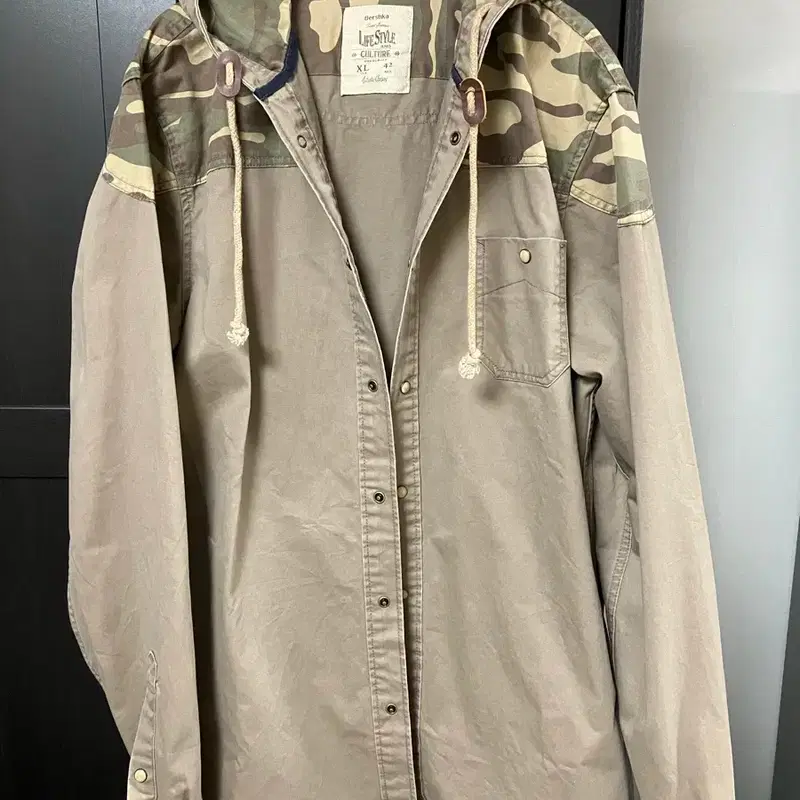 Bershka 밀리터리 점퍼 야상 셔츠 자켓 빈티지 모리걸