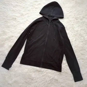 유니클로 후드티(M) 맨투맨 노옴코어 블랙 집업 무지