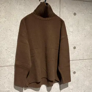 [ ICB ] 울 터틀 니트 브라운