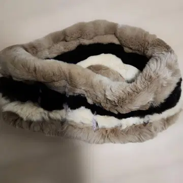 HIROKO BIS 퍼 넥워머