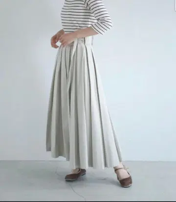 foufou 슈퍼 턱 롱 스커트 아이보리 M