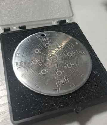 히라사와 스스무 제9 만다라 메탈 서클 배지