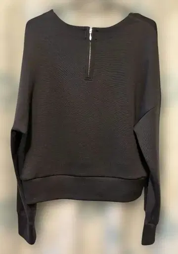 오카 트렁크 블랙 지퍼 맨투맨