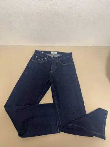 Calvin Klein 블루 스트레이트 데님