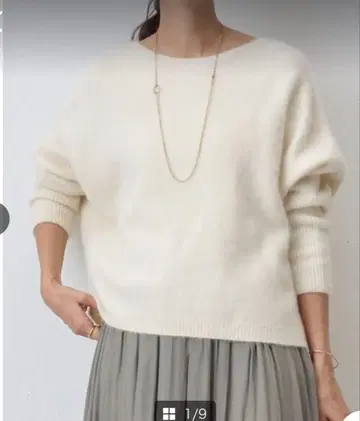 [ 새상품급 ] 비어즐리 FOX 울 뒤 버튼 니트 화이트 약 22000엔