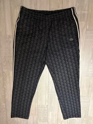 LACOSTE 라코스테 모노그램 팬츠 / 블랙