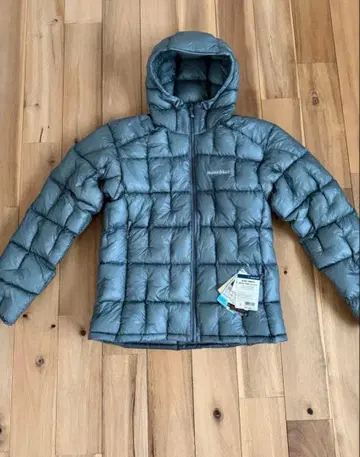 새상품 mont-bell 플라즈마1000 알파인 다운 후드티