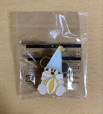 릴린린 핀 배지 디즈니 크리스마스 2025