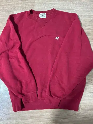 맨투맨 RUSSELL ATHLETIC