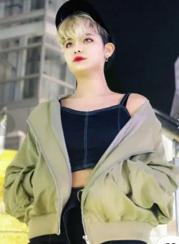 새상품급 세실 맥비 W 지퍼 2WAY MA-1 얇은 소재 블루종