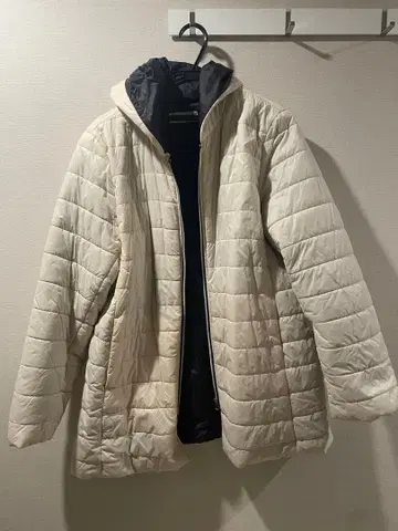 SPECCHIO 아이보리 충전솜 코트