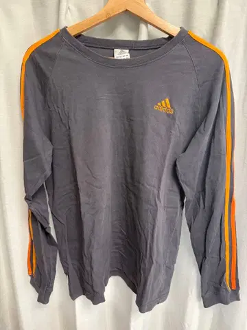 adidas 트레이닝복 사이즈 M 여성용 구제 의류