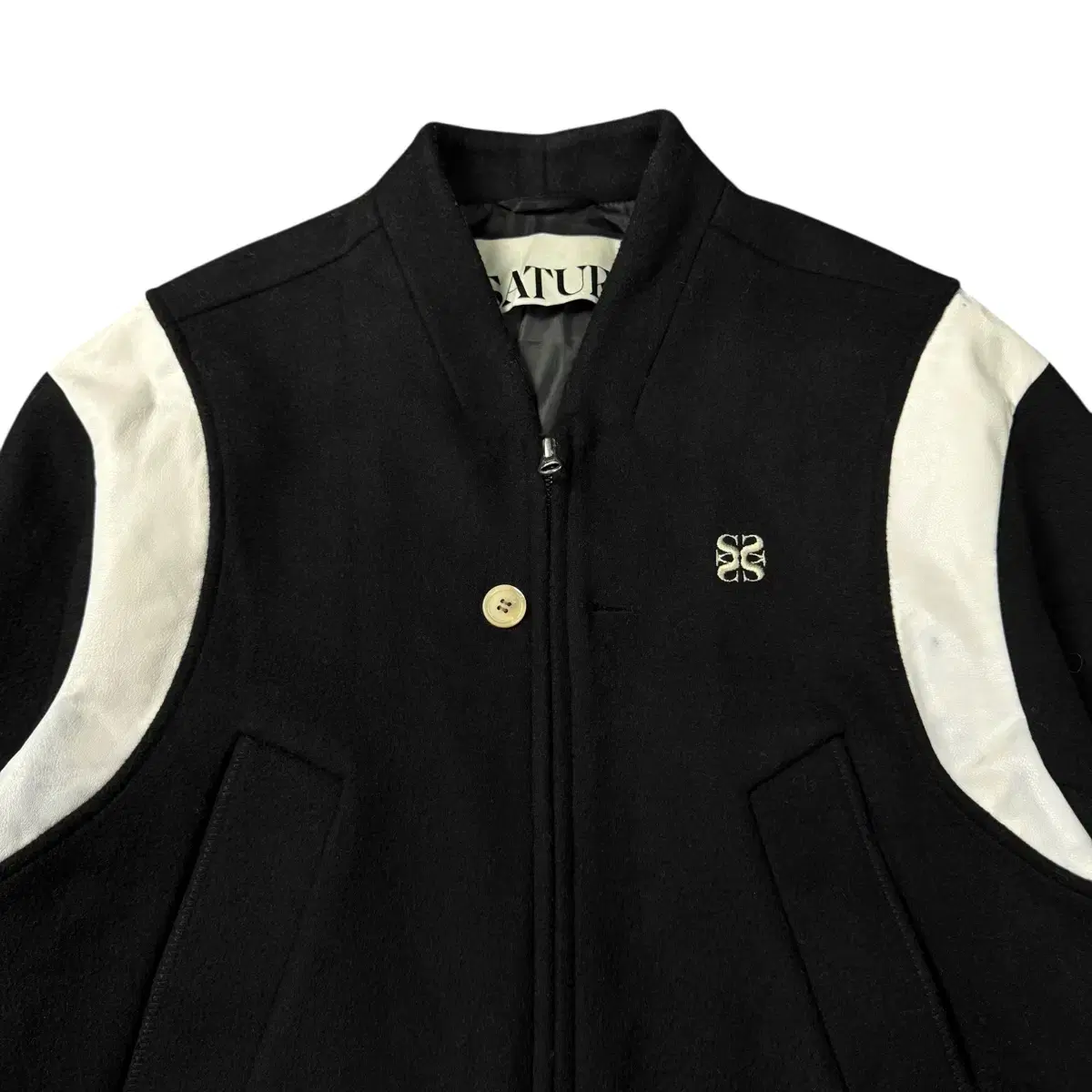 SATUR | 세터 (S) Satur Percy Collarless Varsity Jacket Black #세터