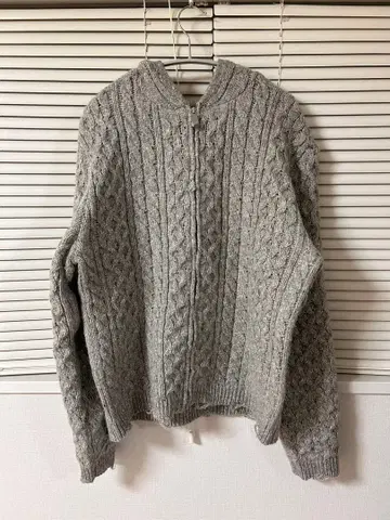 ZARA 케이블 니트 지퍼 후디 네프 그레이 데미지 가공 크롭 기장