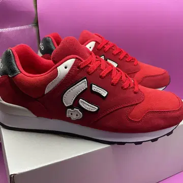 레드 스웨이드 스니커즈 Sangacio 미사용