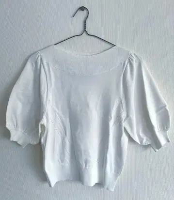 [ 새상품 ] LOULOU WILLOUGHBY 반팔 니트 화이트