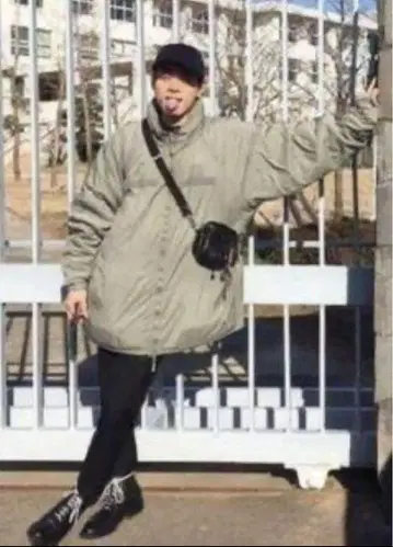 스다 마사키 착용 레벨 7 다운 자켓