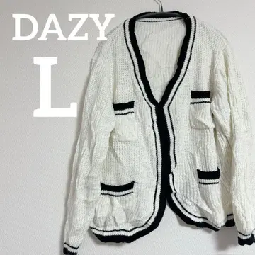 DAZY [L] 화이트 블랙 가디건 버튼 없음