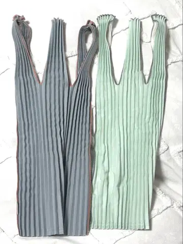 PLECO 플리츠백 S 사이즈 [ 실버/스노우 화이트 x 아이스 그린 ]