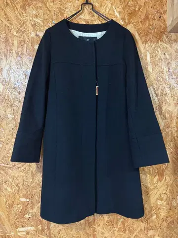 새상품급 INED 노카라 코트 블랙 9호 블랙 울 여성용