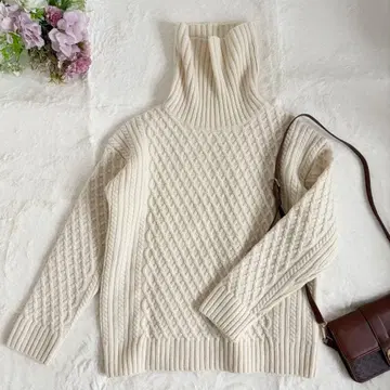 plage 터틀넥 케이블 니트 두꺼운 원단 울 아란