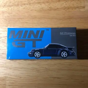 MINIGT No.451 RUF CTR Anniversary