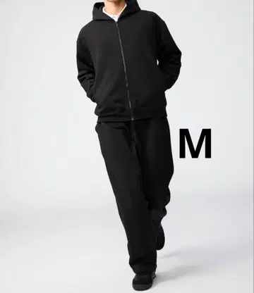 새상품 유니클로 맨투맨 와이드 팬츠 M 사이즈 블랙