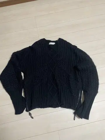 yoshiokubo 블랙 케이블 니트