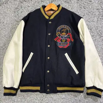 [ 고품질 ] 켄트 바시티 자켓 자수 와펜 가죽 소매 빈티지 라이너 M