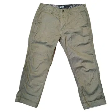 BEAMS / 컬러 스킴 7/10 치노 팬츠