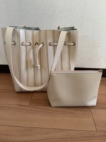 토트백 파우치 포함 새상품급