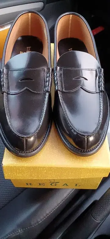 REGAL 블랙 로퍼