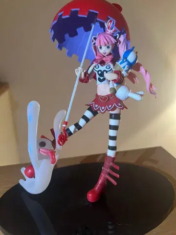 원피스 (페로나 피규어)