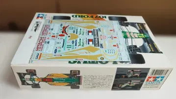 타미야 로터스 107 포드 1/20 프라모델