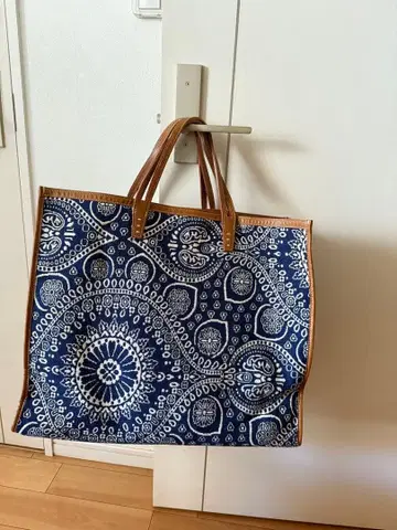 [ 새상품급 ] a vacation 탱크 L 사이즈